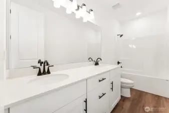 This is a similar home. Some colors and finishes may be different.