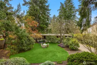 One of the community features is the open garden space where you can enjoy the gorgeous gardens.