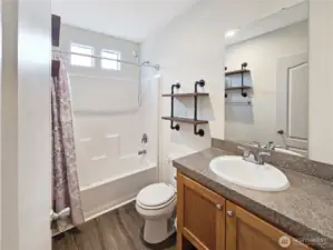 2nd Bathroom