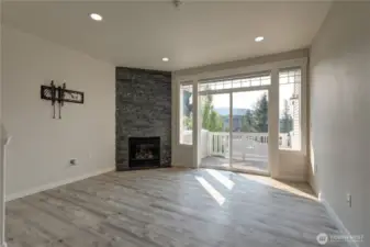 Updated living space w/ gas fireplace