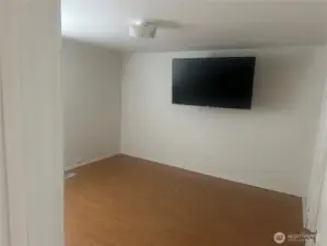 Bedroom #1