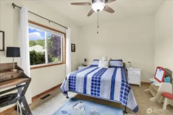 2nd Guest Bedroom
