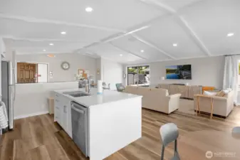 Full Kitchen