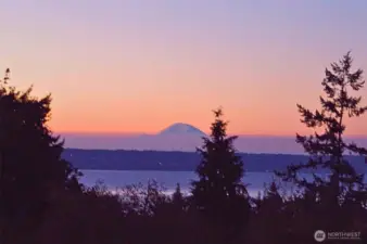 Sunrise of Mt. Rainier