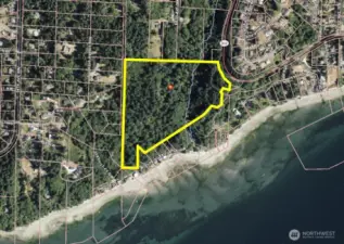 Parcel data is from Pierce County GIS  - Map features are approximate and have not been surveyed.