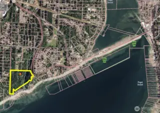 Parcel data is from Pierce County GIS  - Map features are approximate and have not been surveyed.