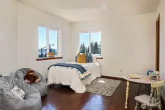 Guest bedroom with views of the Clinton/Mukilteo ferry