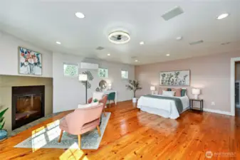 Through the breezeway and up the stairs you will find a complete suite over the garage. It's so charming!