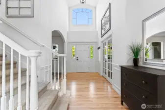 Entry with vaulted ceilings