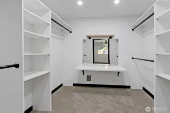 Walk in Closet