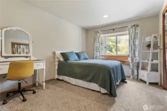 Upstairs bedroom 2 with bay window desk
