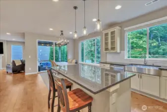 Over-sized granite breakfast bar!
