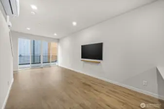 Spacious living/dining room.