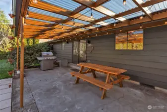 New patio cover added when roof was redone in 2022.