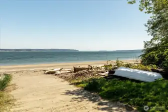 Community boat launch