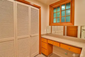 Large linen closet and washer / dryer in the 3/4 bathroom.