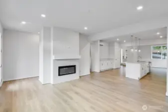 13216 NE 127th Unit E ~ Ready Now