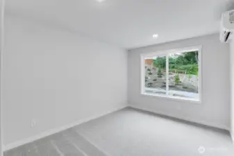 13216 NE 127th Unit E ~ Ready Now