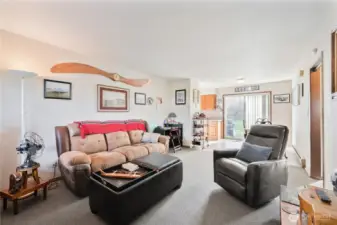 Unit B, 2bed downstairs