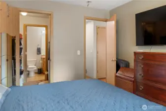 Primary Bed with walk in close tto en suite