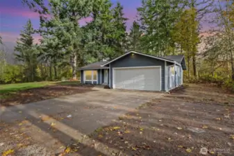 The charm of this property is immediately evident as you step onto the newly paved driveway. Step inside this renovated, charming home and prepare to be impressed! The beautifully updated rambler welcomes you with a spacious layout that effortlessly combines functionality and style. With 3 bedrooms, 2 bathrooms, a family room, and a living room, there's plenty of space for work or leisure activities, offering a luxurious retreat experience....