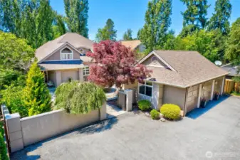 Gated Grand Entrace - Surrounded by Walls for Ultimate Privacy