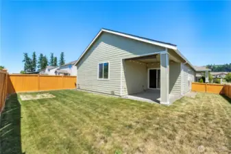 Fully Fenced Backyard!