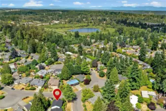 You're in such a great neighborhood, just moments from downtown Bellevue, with easy access to I-90 to the south and Microsoft to the north. Bellevue Schools are all nearby.