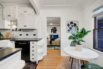 Dining area in kitchen.