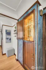 With light up and mirrored bar.