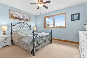 4th and final upstairs bedroom. All bedrooms have ceiling fans