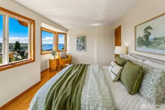 2nd bedroom on upper floor.
