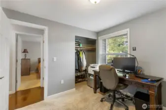 3 Bedrooms, or office space if you prefer! 2 Bedrooms face front yard.