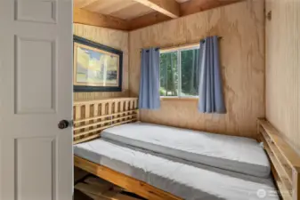 "Bonus room!" over Shop