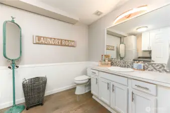 Guest bathroom on the main floor~