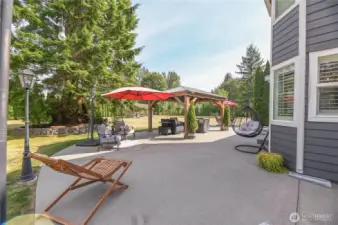 Concrete walkways and patios for easy maintenance~