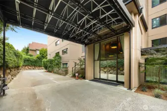 Convenient guest parking just outside the lobby enhances the building’s accessibility and appeal.