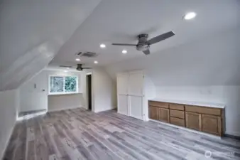 Another view of bonus room.  This room as been finished off very nice.