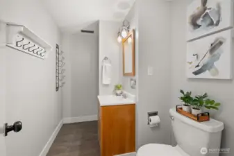 Convenient lower level 3/4 bath.