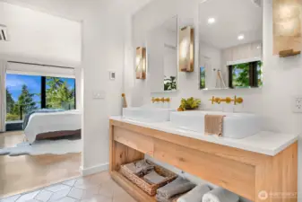 This private sanctuary effortlessly combines indulgence with practicality, making it a true standout feature of the home.