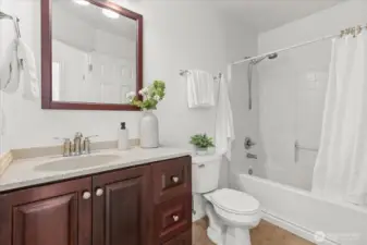 Hall Bathroom Upstairs