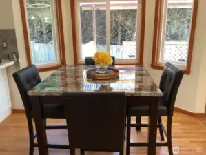 Eating Space
