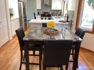 Eating Space