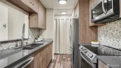 Quality stainless steel appliances.