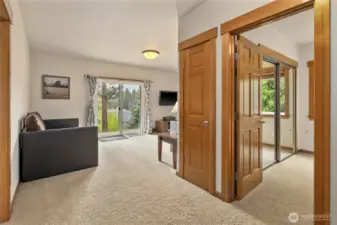 The lower level offer 2 bedrooms, a spacious full bathroom and a flexible bonus room space.