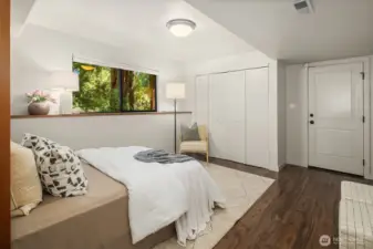 Guest bedroom/flex room in the basement.