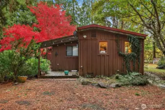 entrance to the mobile