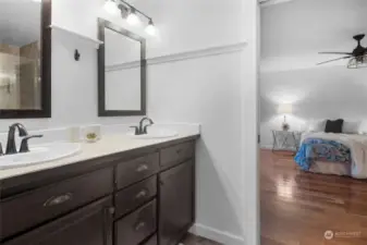 Primary suite vanity area.