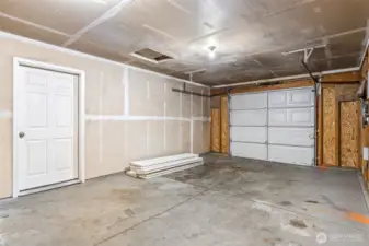 Attached Garage