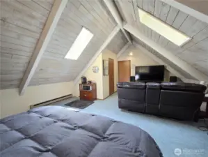 3rd Bedroom- Loft